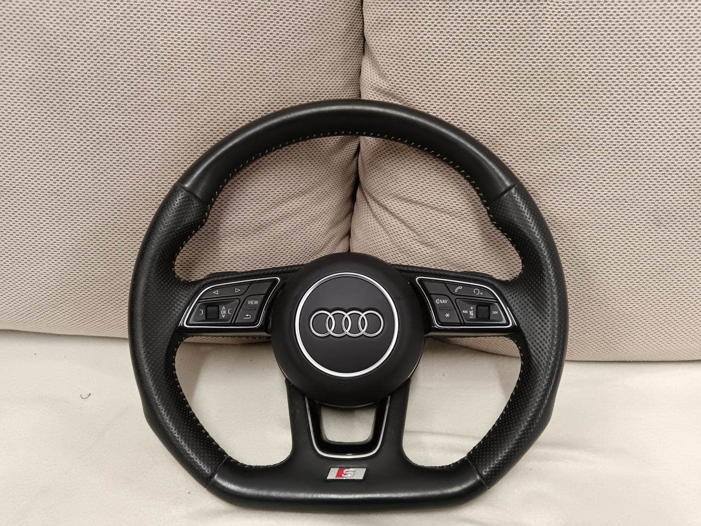 Volan Audi S-line  F1  komplet z airbagom