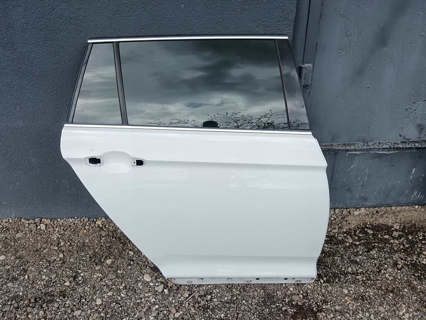 Vrata zadnja desna VW PASSAT B8 variant 2015-2022