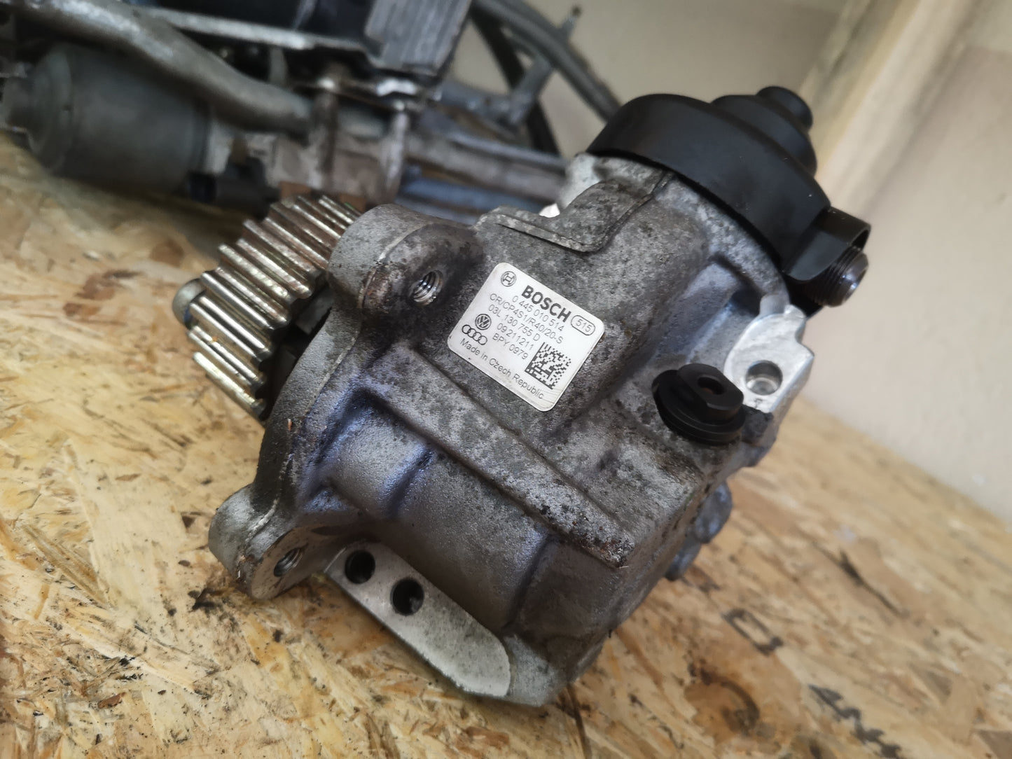 Črpalka goriva 2.0 Tdi -VW-SEAT-SKODA-AUDI-