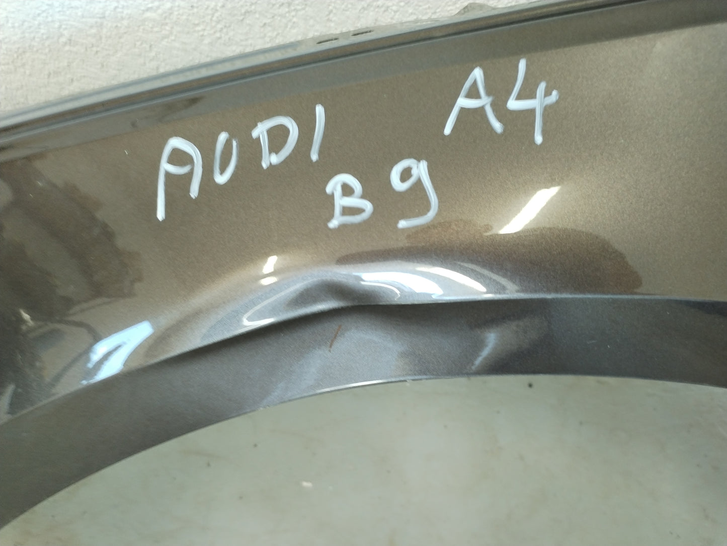 Front left fender - Audi A4, B9