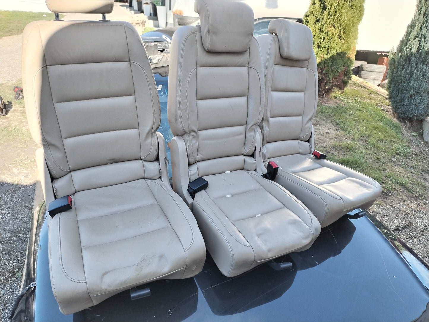 Rear seats - VW Touran