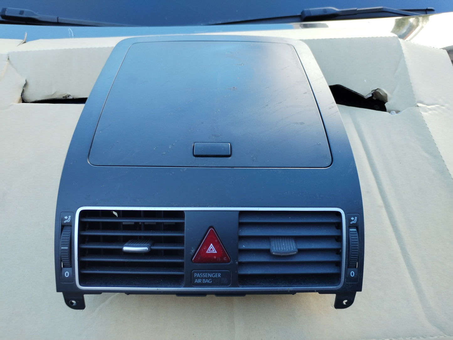 Zračnik z konzolo - VW Touran