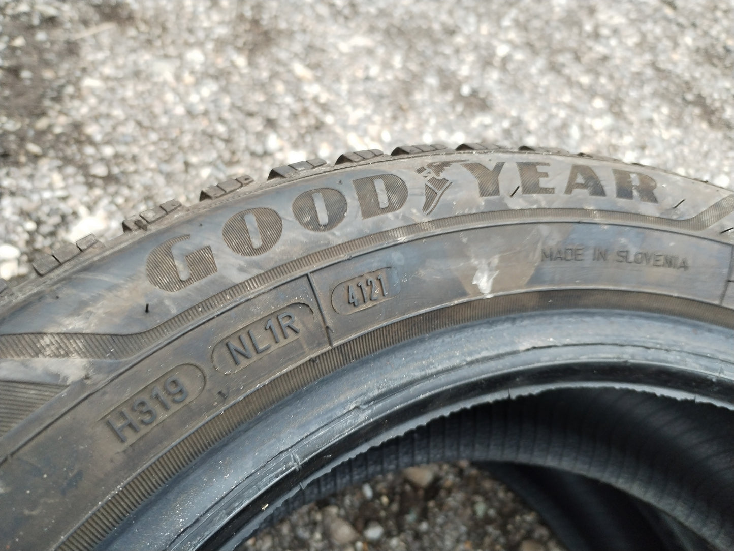Zimske pnevmatik - GOODYEAR 195/55R16