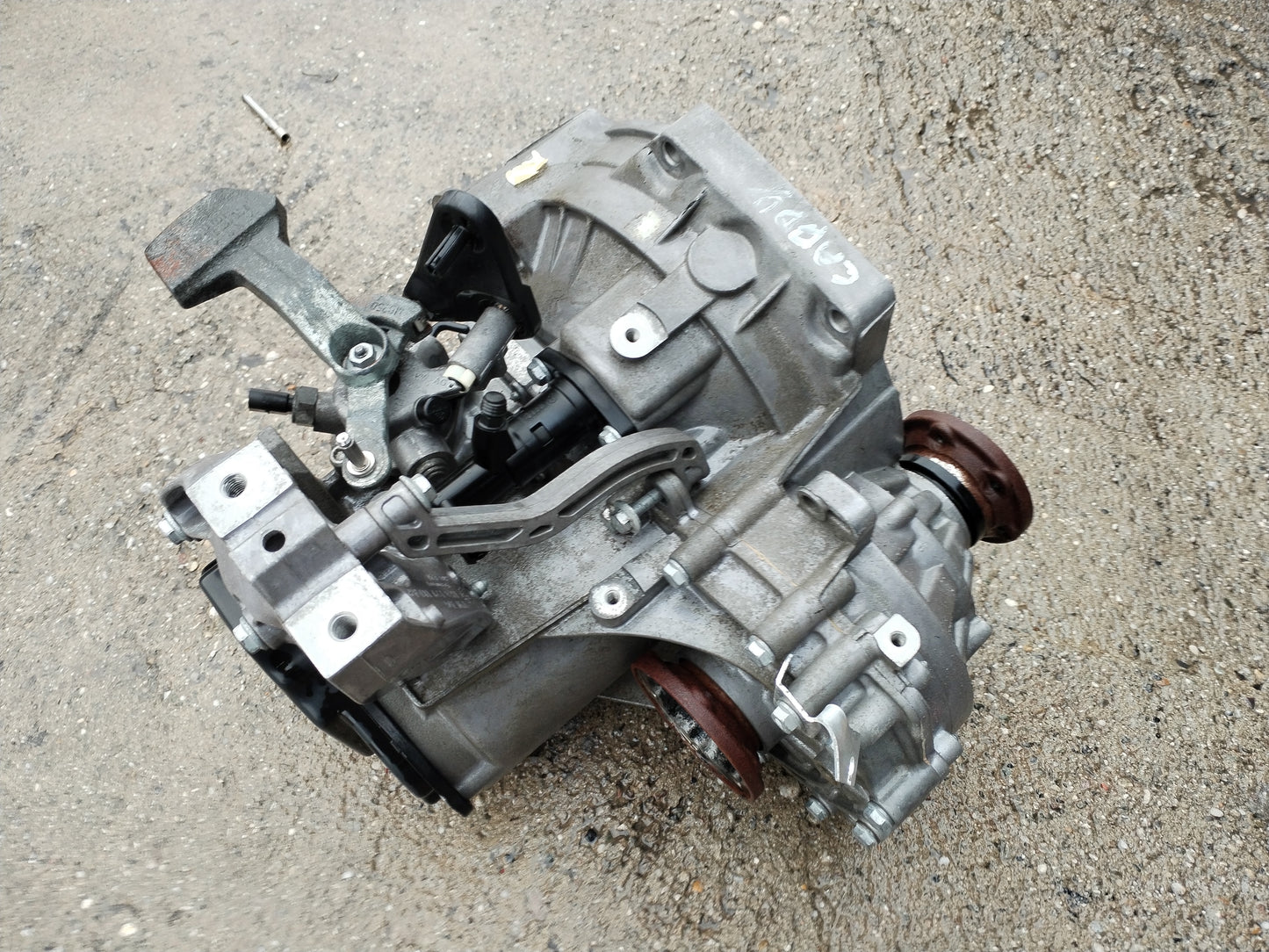 Menjalnik ročne - 1.6 Tdi - VW Caddy