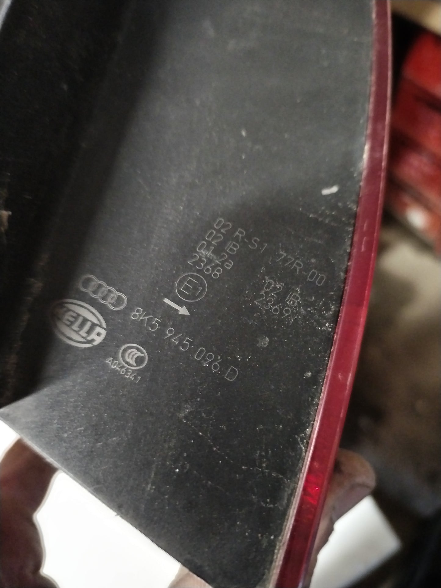 Zadnji desni žaromet - Audi A4, B8 Limo