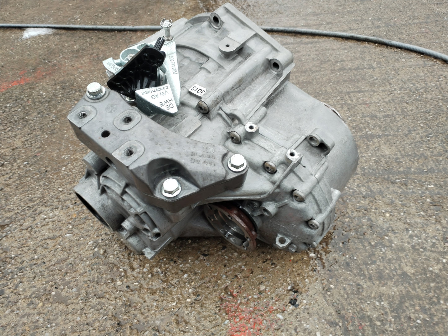 Ročni menjalnik - 2.0 Tdi QFZ - VW SEAT SKODA AUDI