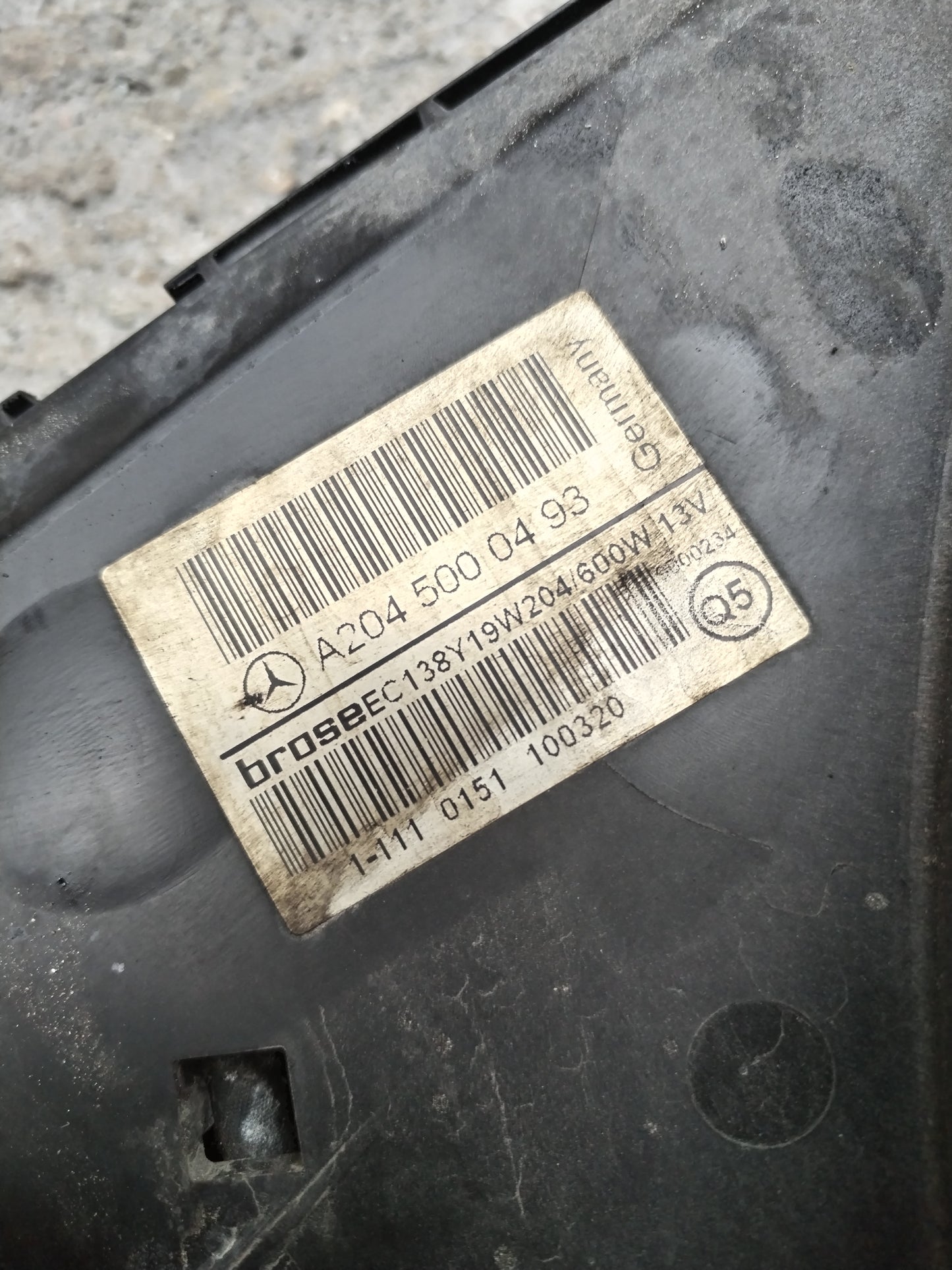 Ventilator hlajenja motorja -Mercedes W204