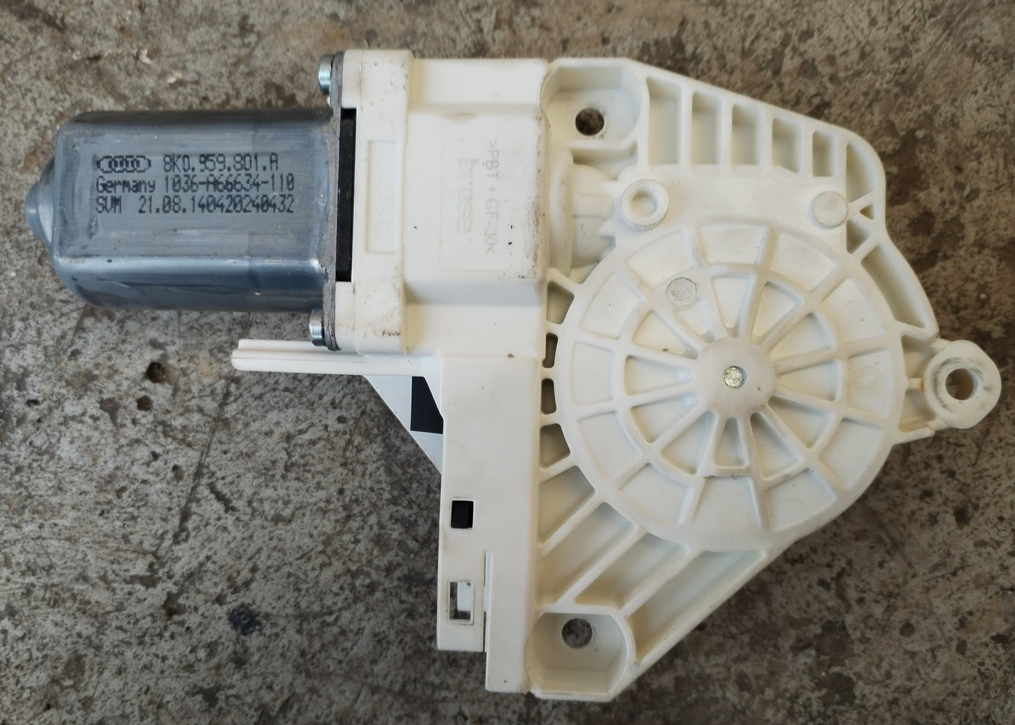 Motorček stekla -AUDI- A4,A5,A6