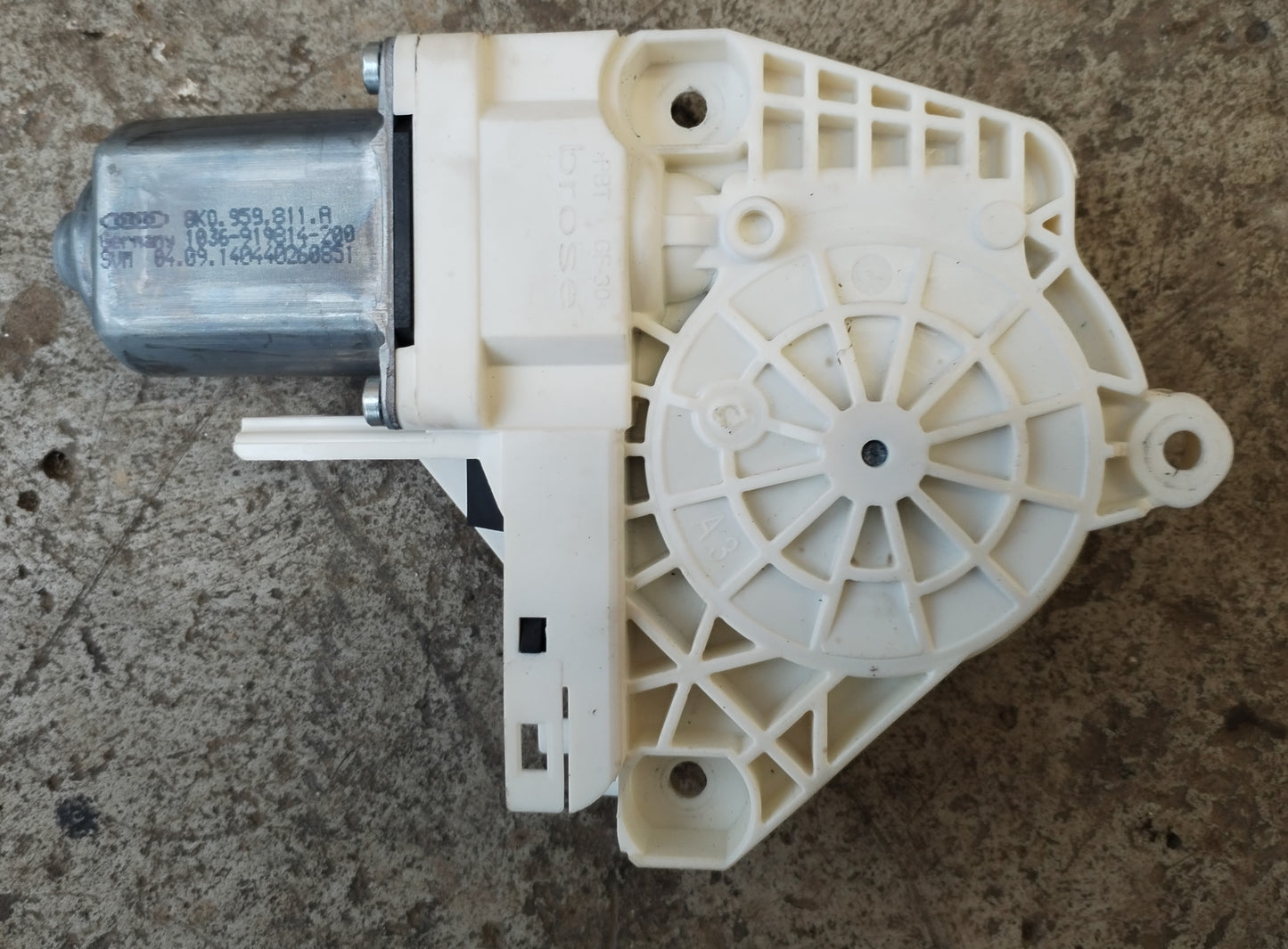 Motorček stekla -AUDI- A4,A5,A6