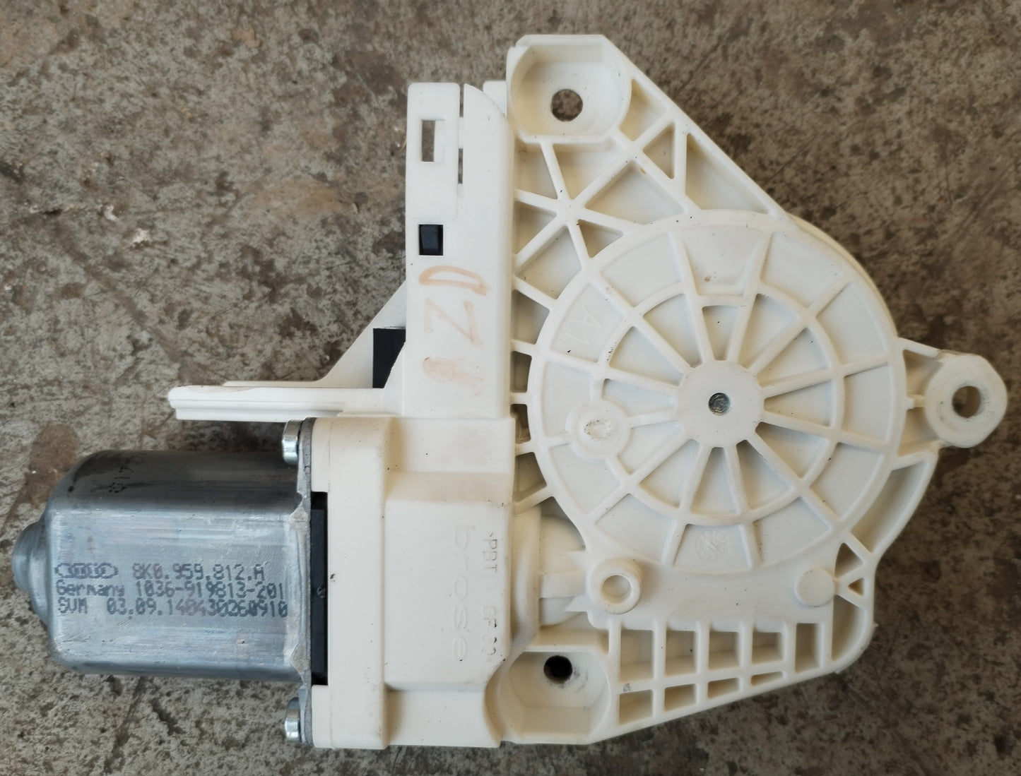 Motorček stekla -AUDI- A4,A5,A6