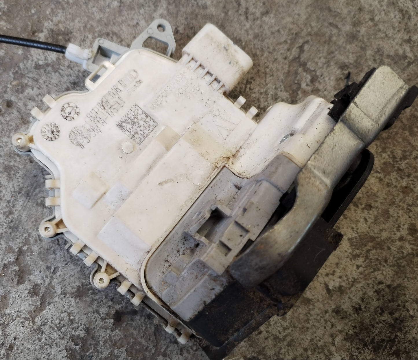 Ključavnica Vrat -AUDI-