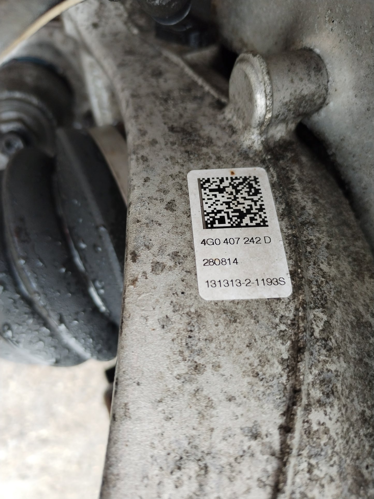 Premnik Spredaj desno -AUDI A4,A5,A6,A7,Q5