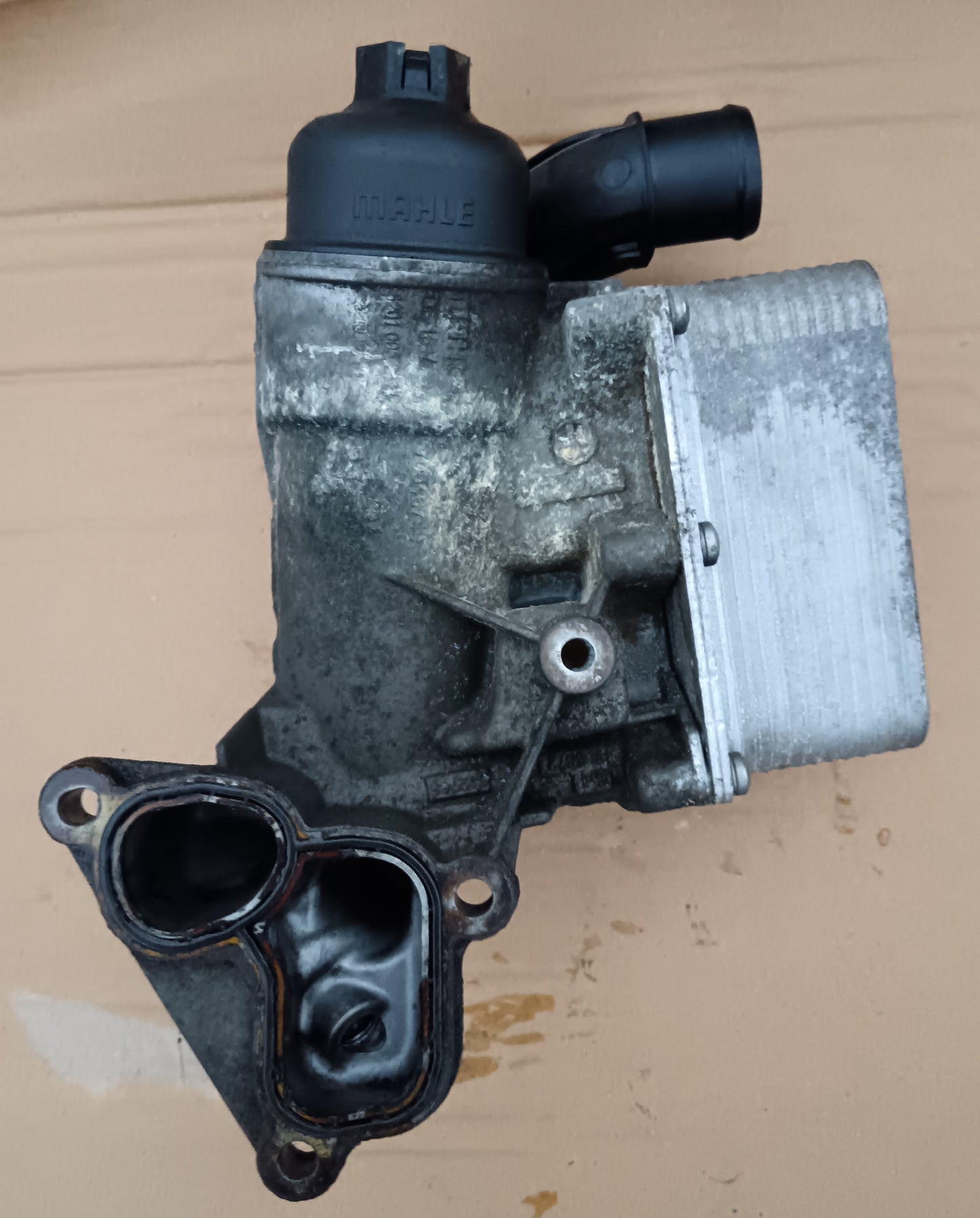 Oil filter housing with cooler -RENAULT- 2.3 DCI