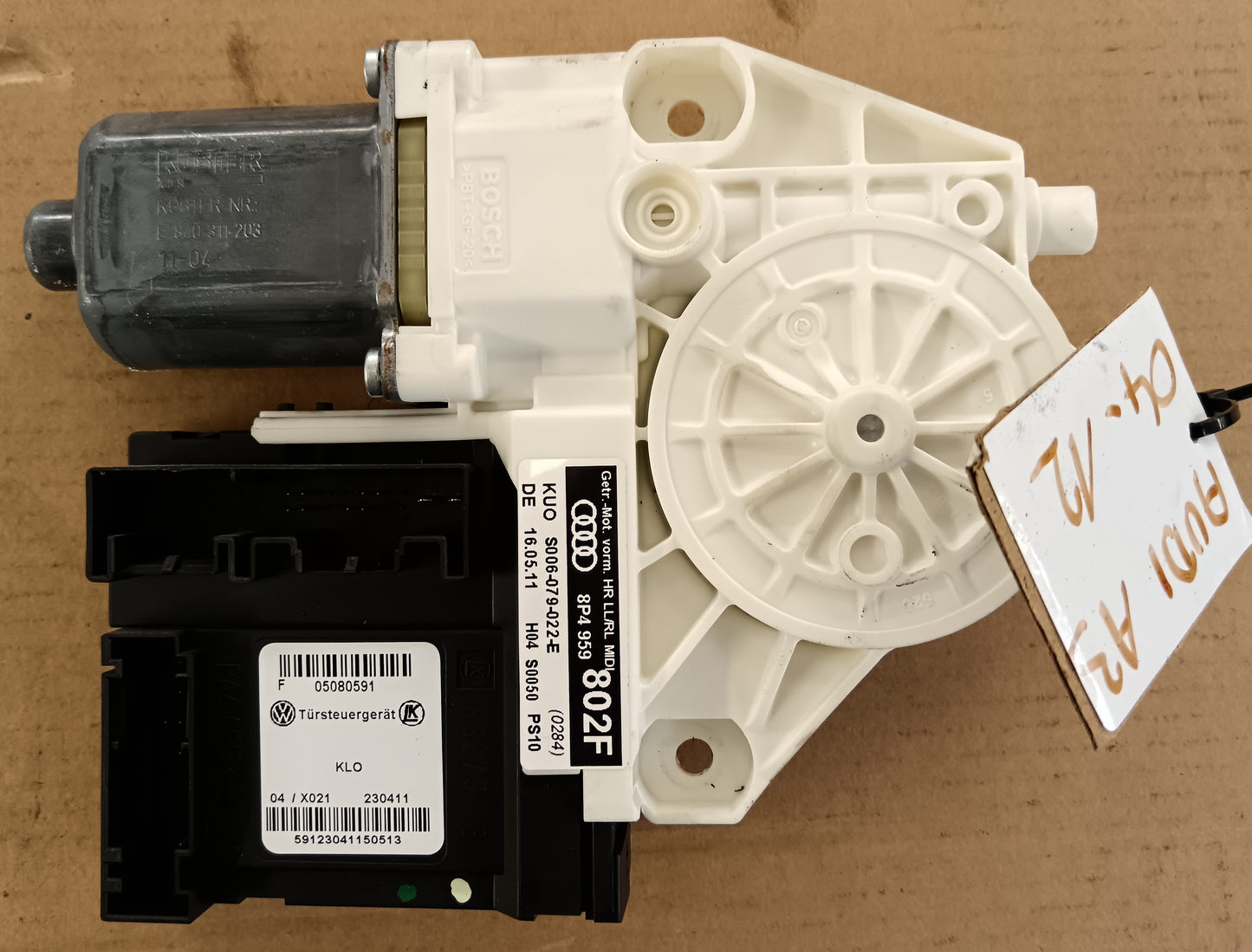 Motorček stekla - AUDI A3 - zadaj desno