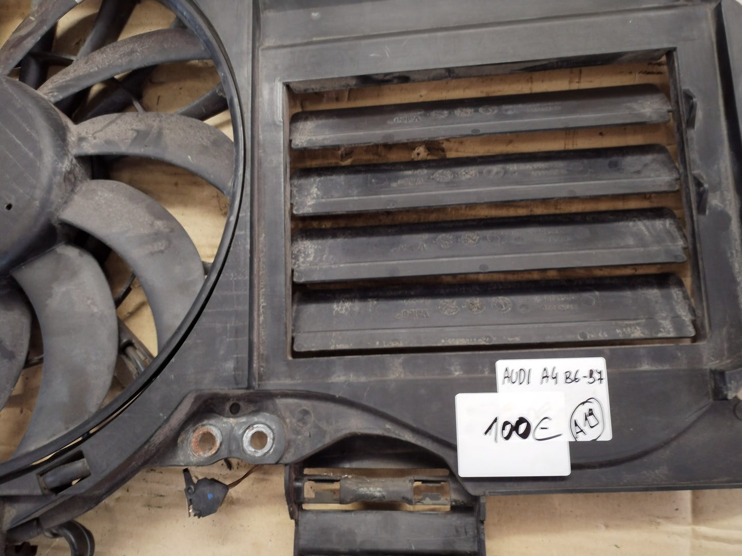 Ventilator hladilnika AUDI A4 b6-b7