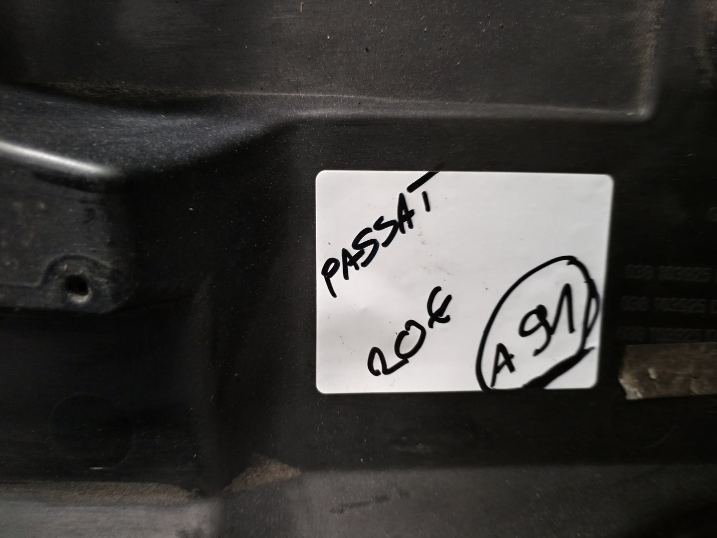 Pokrov motorja PASSAT TDi