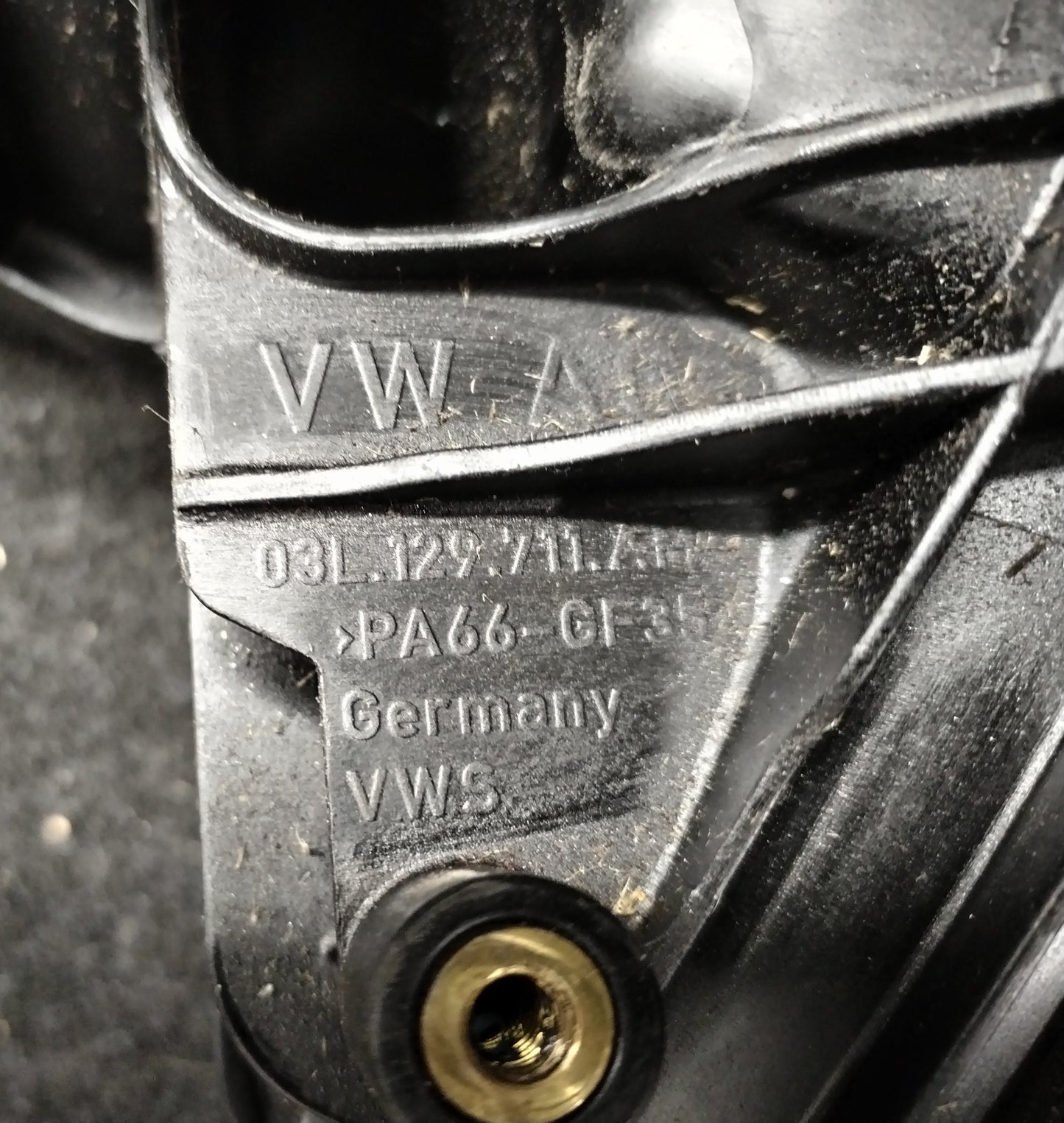 Sesalni kolektor VAG