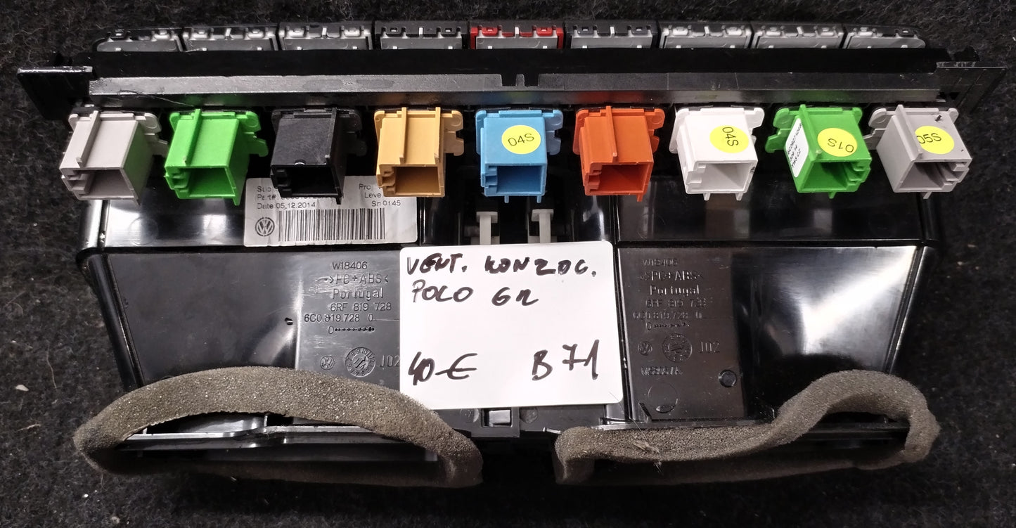 Ventilacijska konzola VW POLO 6 R