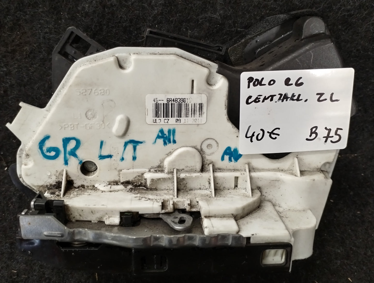 Zaklep vrat zadnja leva VW POLO 6R