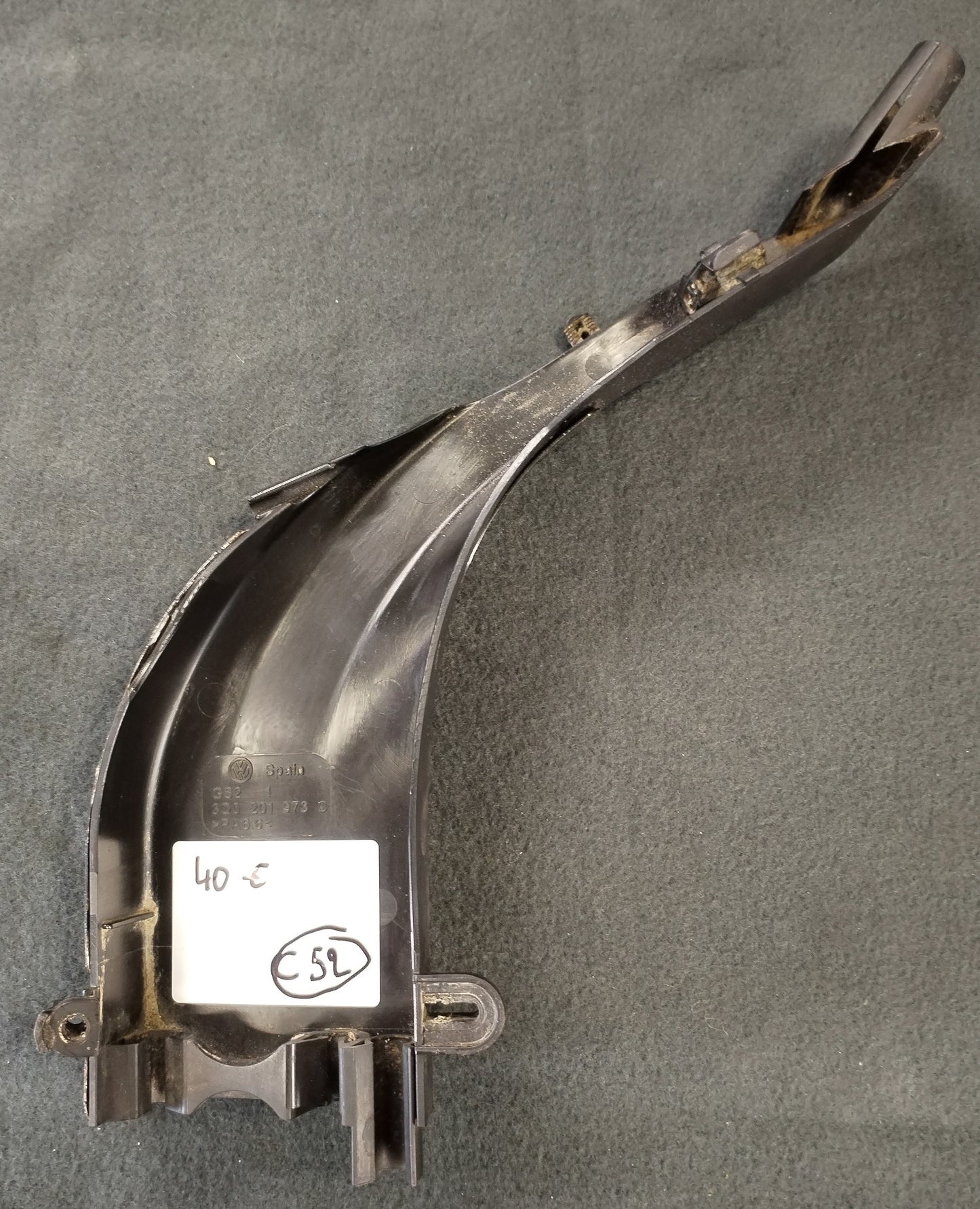 Vodilo cevi goriva VW PASSAT B8