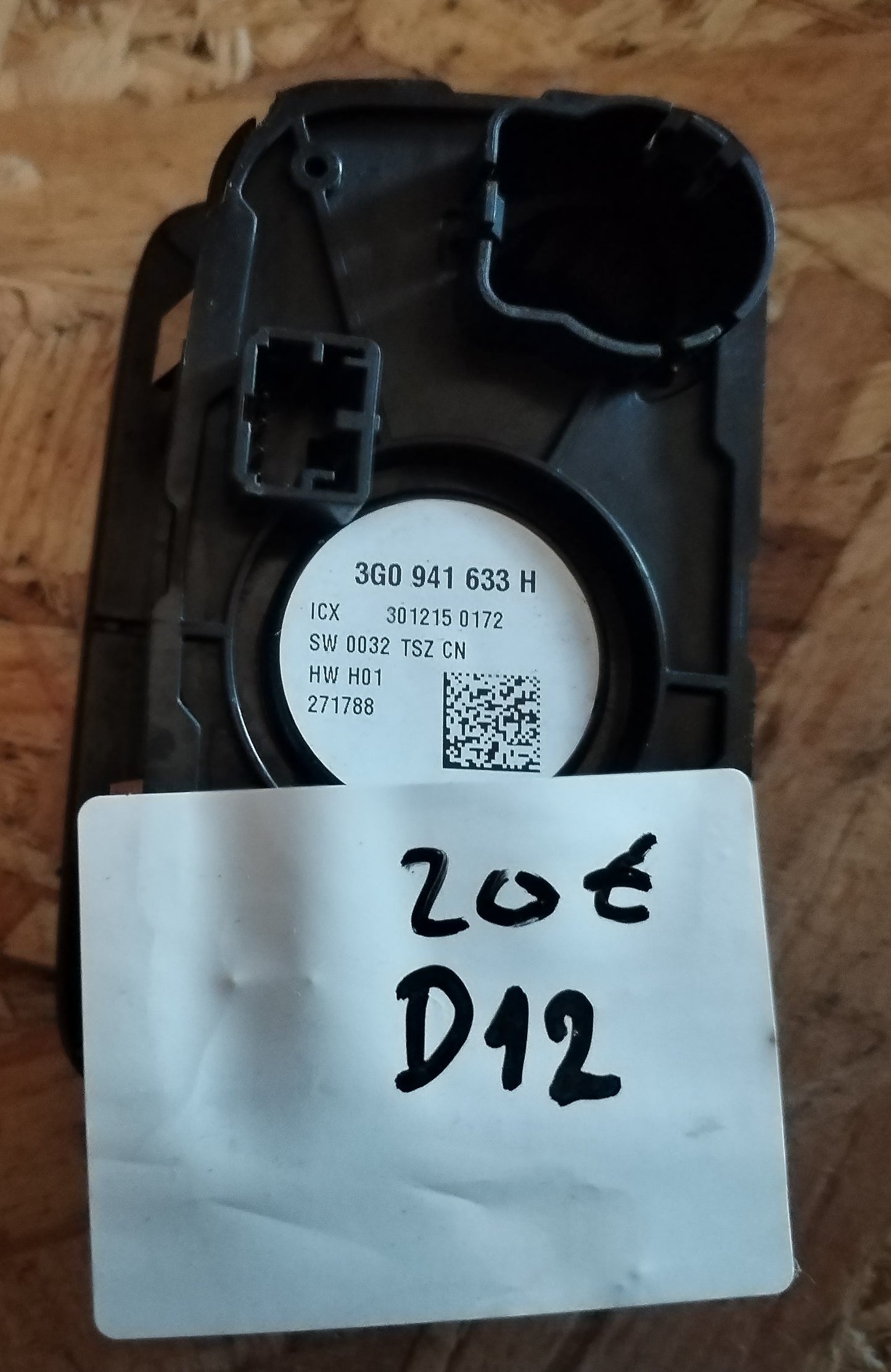 Stikalo luči VW PASSAT B8