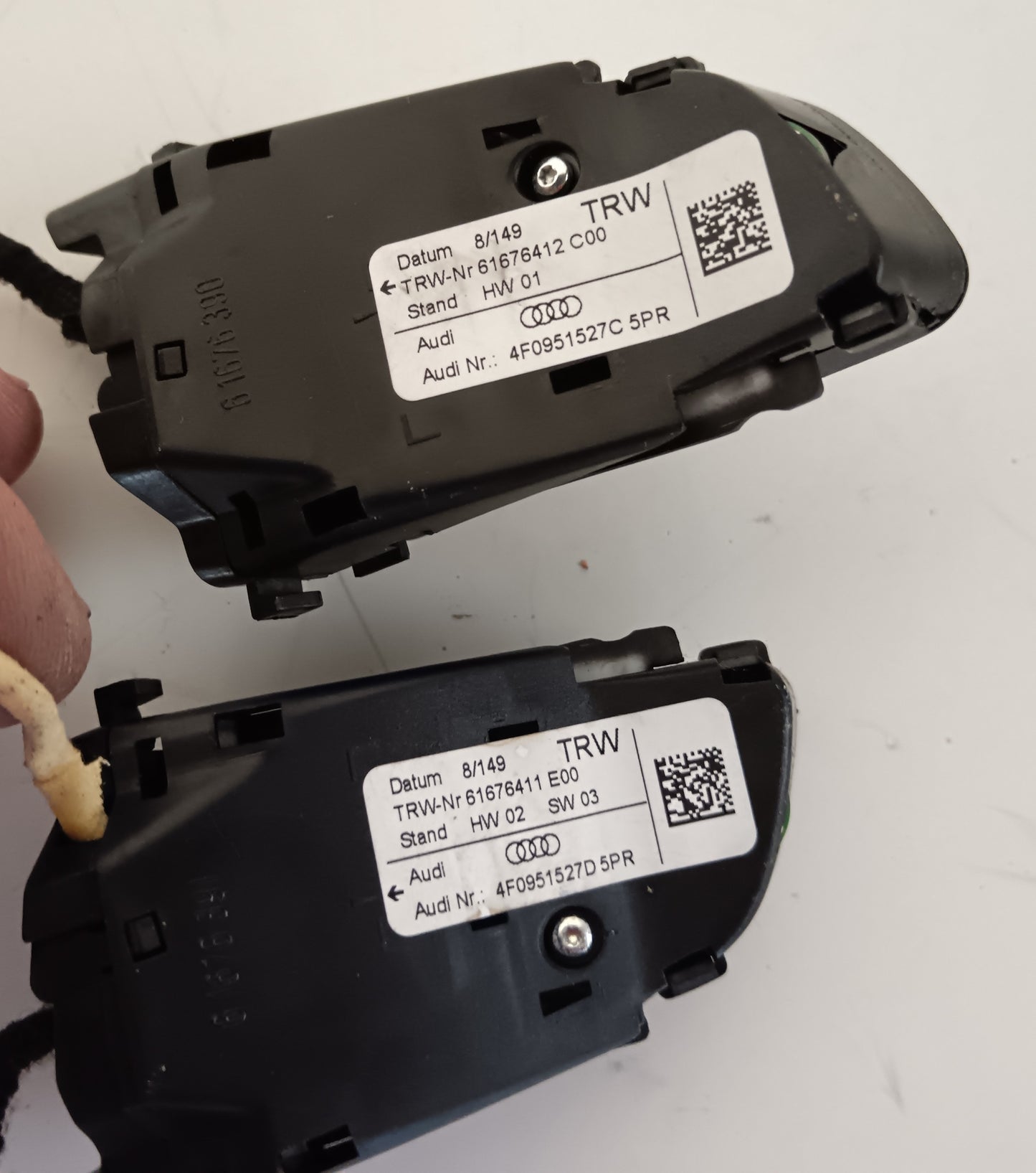 AUDI STIKALA VOLANA 4F0951527D 04-11