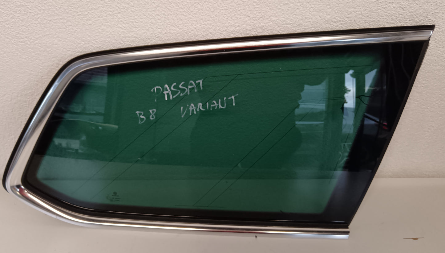Stransko steklo VW PASSAT B8 VARIANT zadaj