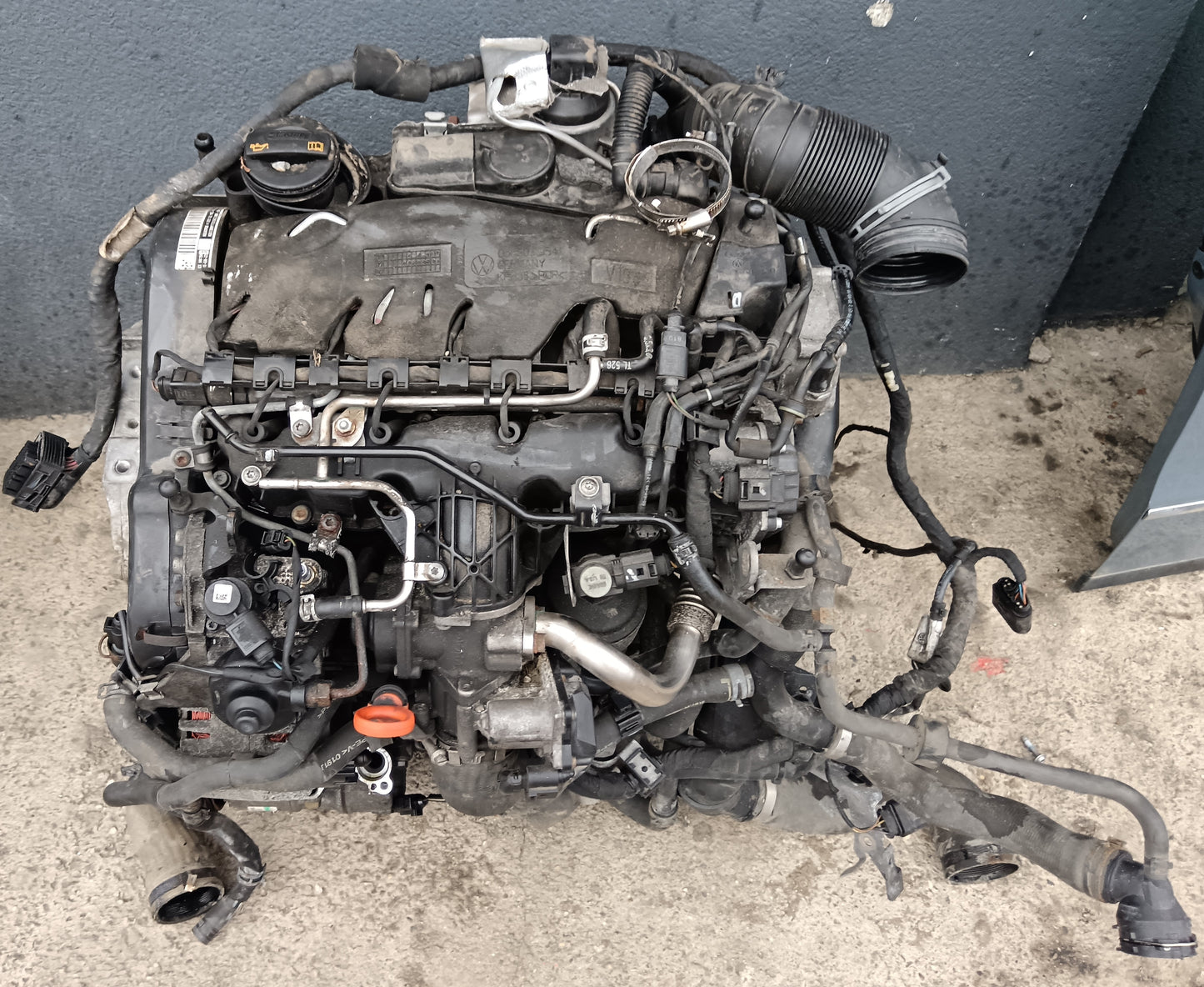 KOM. MOTOR 2.0 TDI, OZNAKA: CBA ( AUDI, SKODA, SEAT, VW) 88.000KM