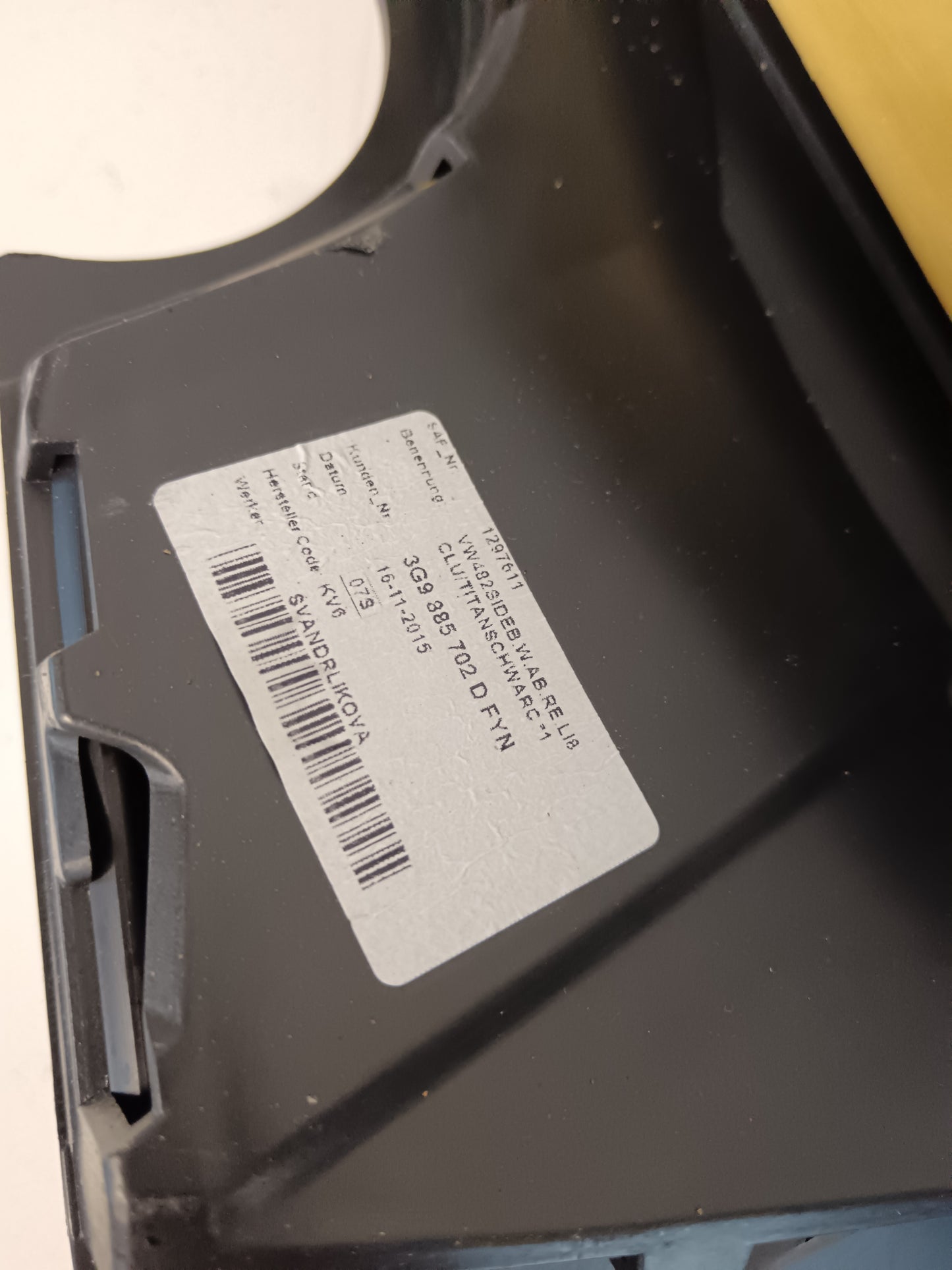 BLAZINA ZA ZADNJE SEDEŽE VW PASSAT B8 KARAVAN