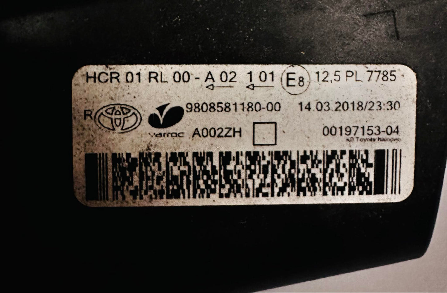 Sprednji desni žaromet - Toyota Verso II