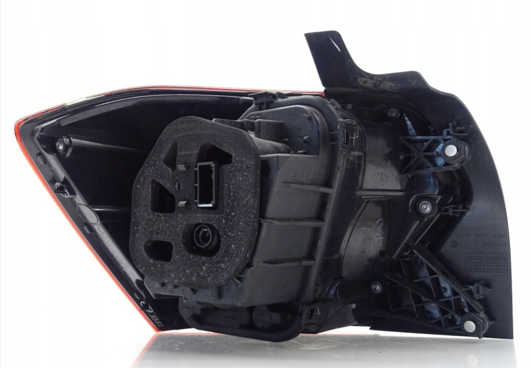 Žaromet zadnji desni ve polo 2g 2017->