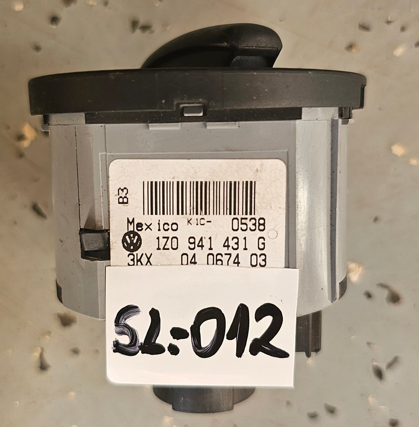 Stikalo luči-Škoda