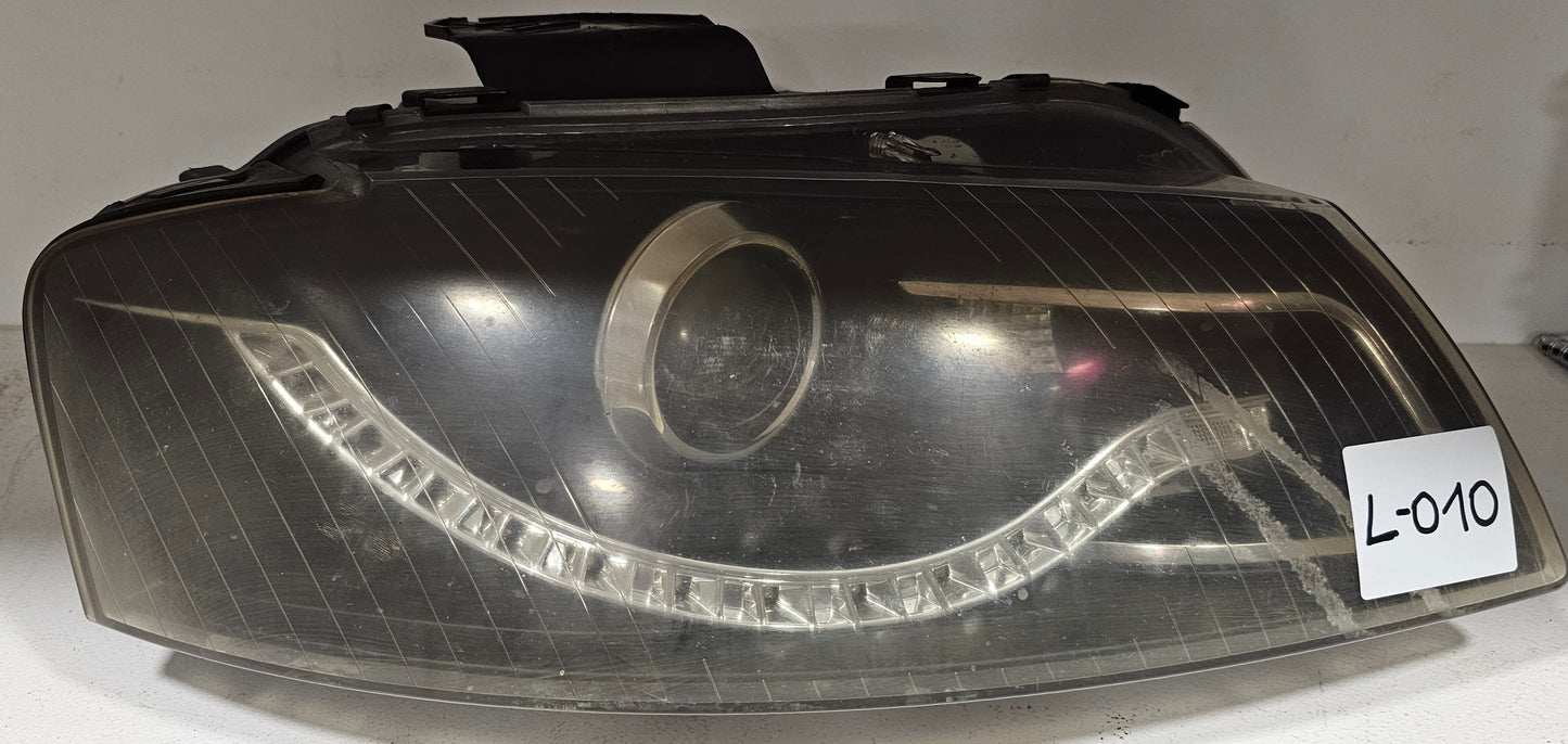 Žaromet sprednji desni-Audi A3 8P