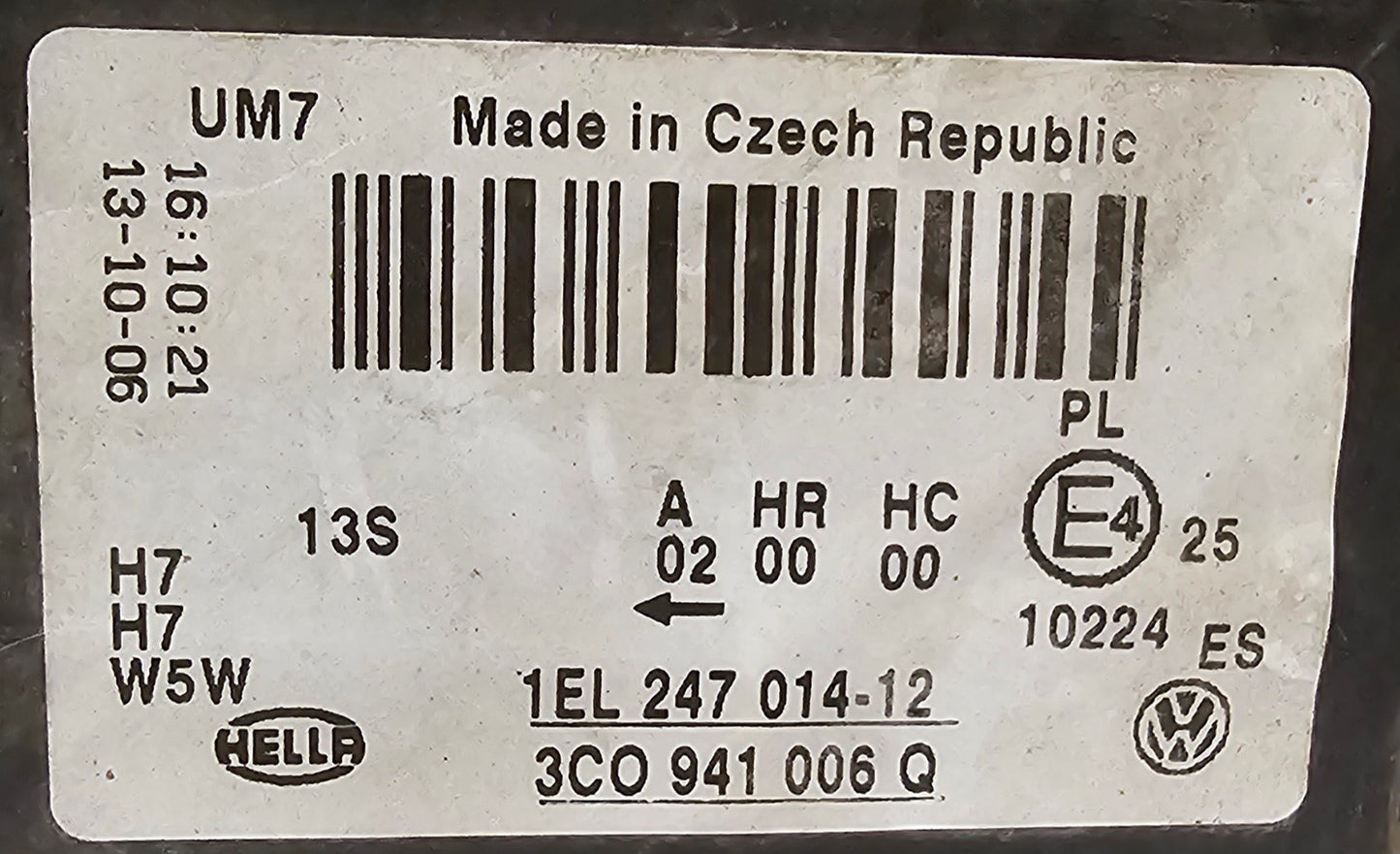 Žaromet sprednji desni-VW Passat B6