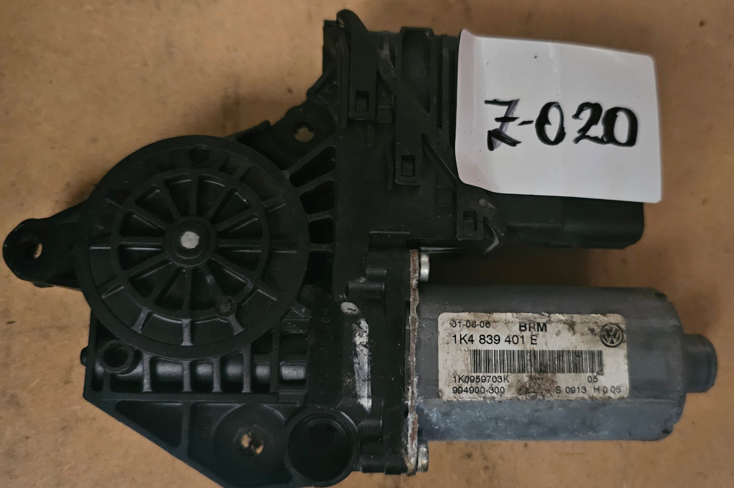 Motorček stekla- VW,SEAT,ŠKODA,AUDI