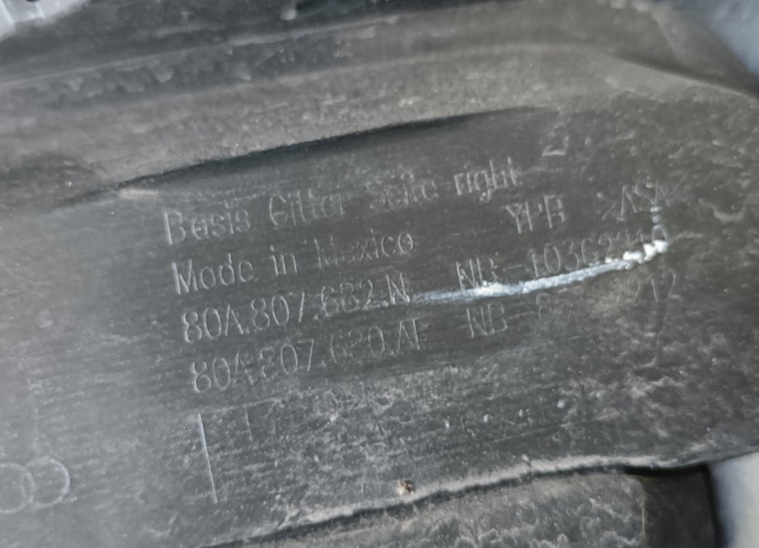 Rešetka odbijača AUDI Q5 80A Lift Desno