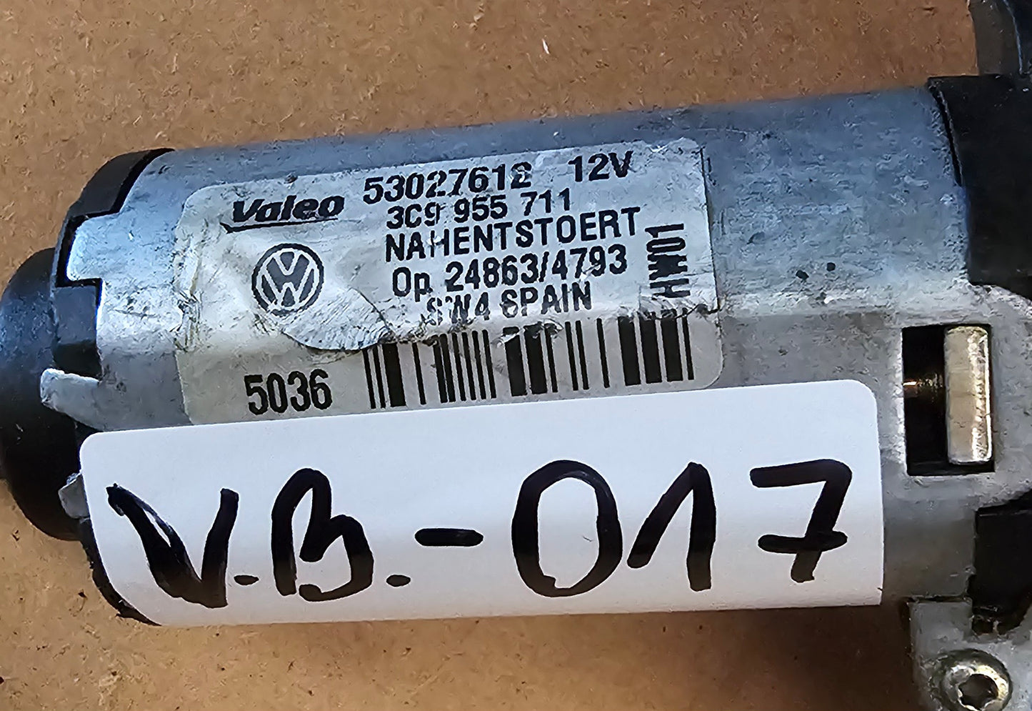Vodilo brisalcev VW Passat B6 B7