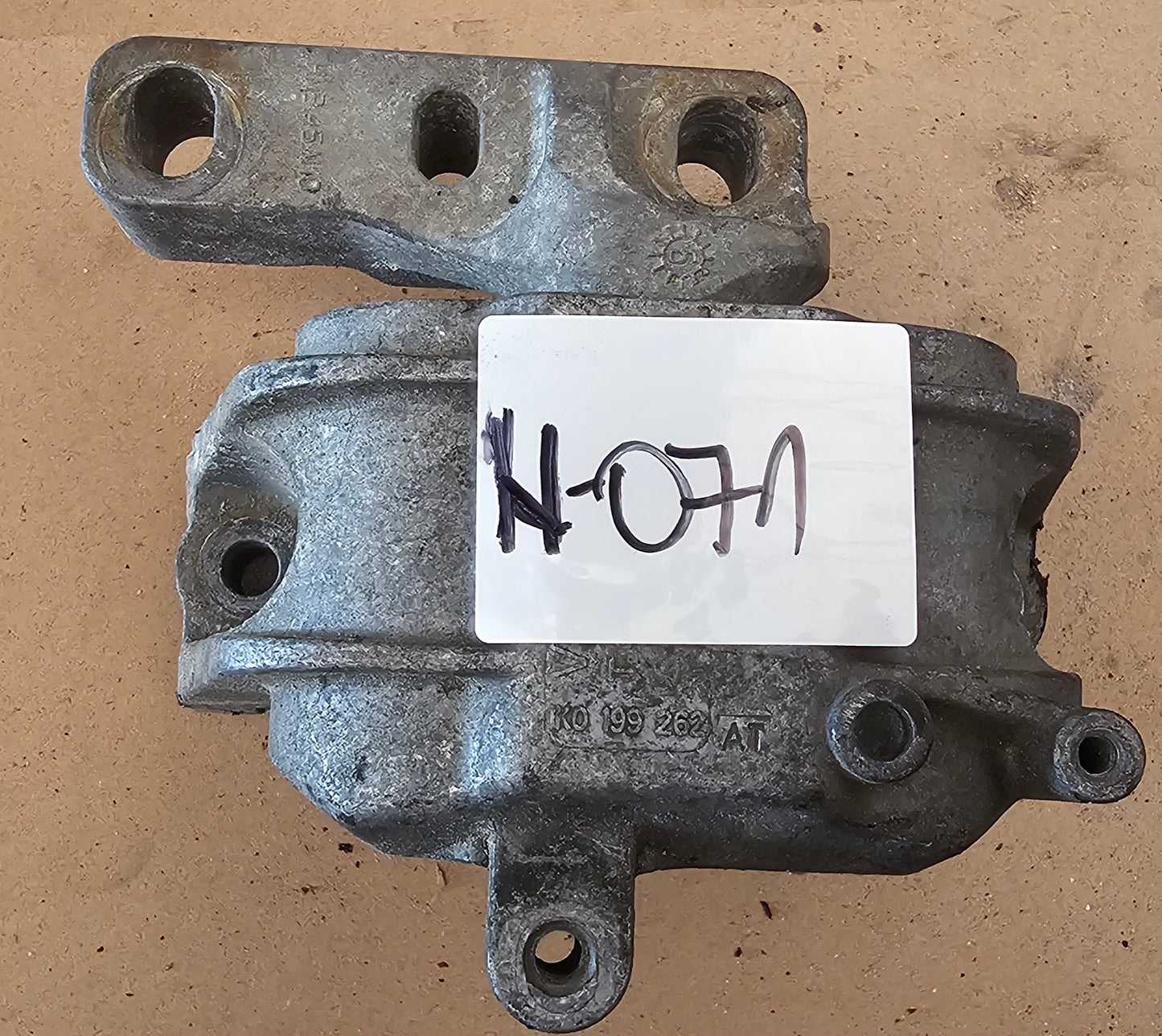 Nosilec motorja- VW,SEAT,ŠKODA,AUDI