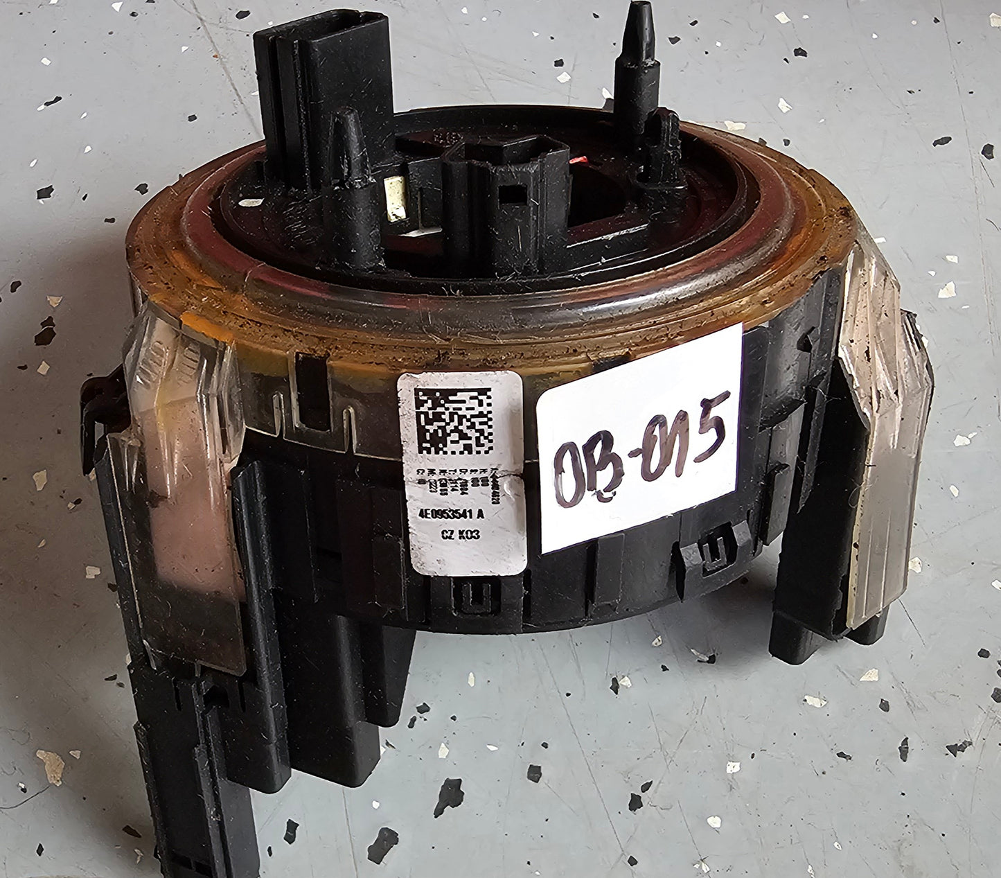 Obvolanska ovojnica-Audi