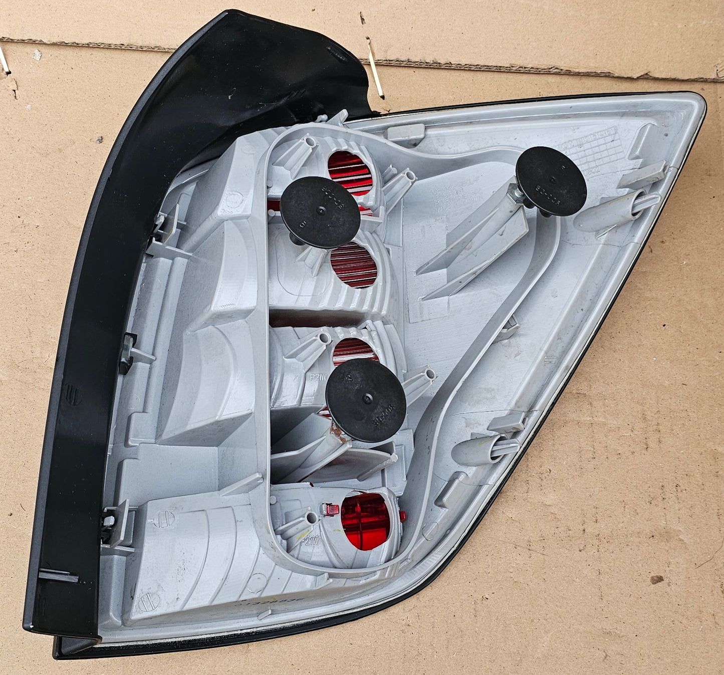 Žaromet zadnji levi-Opel Astra H (novo)