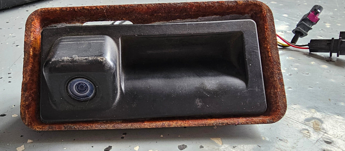 Vzvratna kamera VW,SEAT,ŠKODA,AUDI