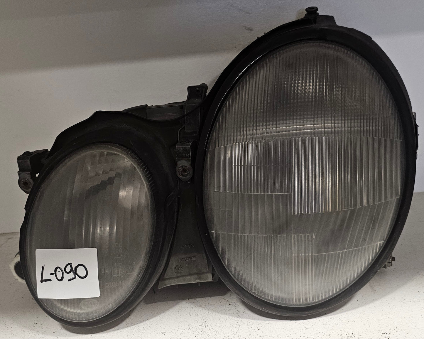 Žaromet sprednji levi-Mercedes CLK