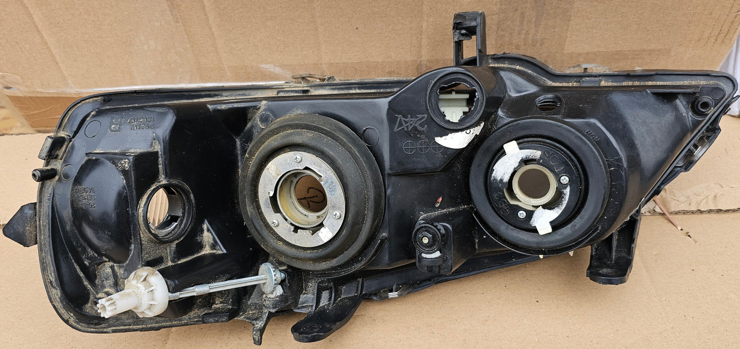 Žaromet sprednji desni-Opel Astra G (novo)