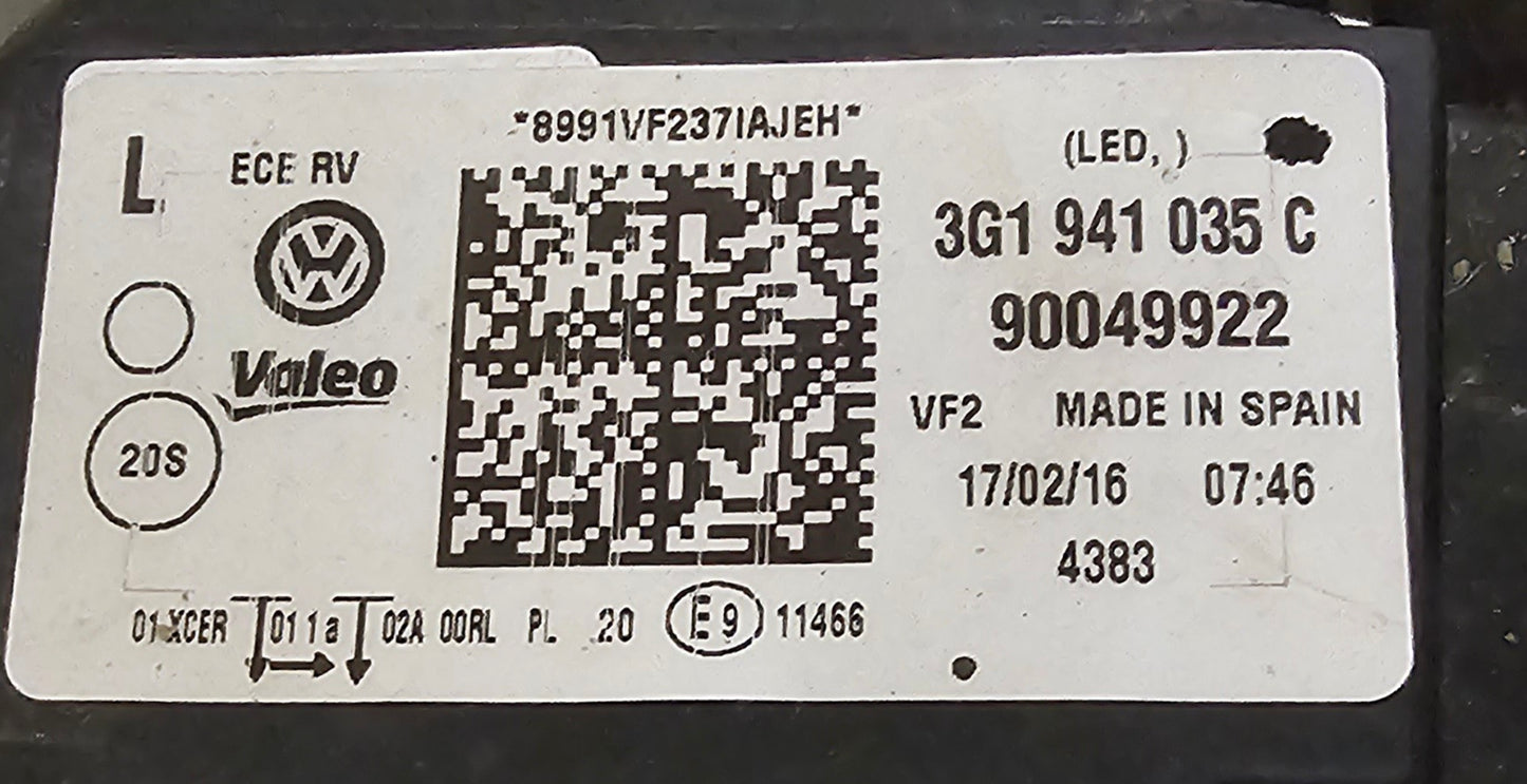 Žaromet sprednji levi-VW Passat B8