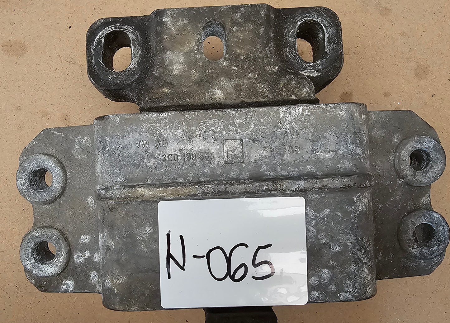 Nosilec menjalnika- VW,SEAT,ŠKODA,AUDI