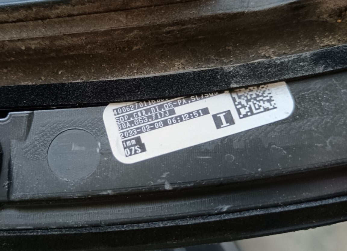 Obroba blatnika AUDI Q5 80A Lift S. L.