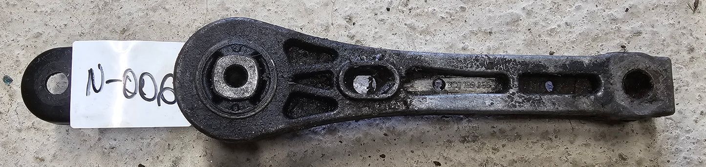 Nosilec motorja-VW,SEAT,ŠKODA,AUDI