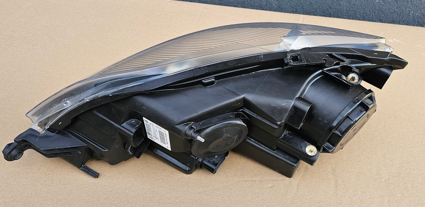 Žaromet sprednji desni- VW Golf Plus