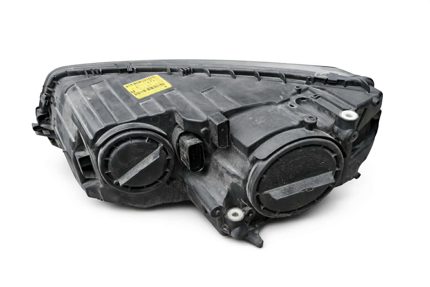 Zaromet spredaj desno - Skoda octavia 3