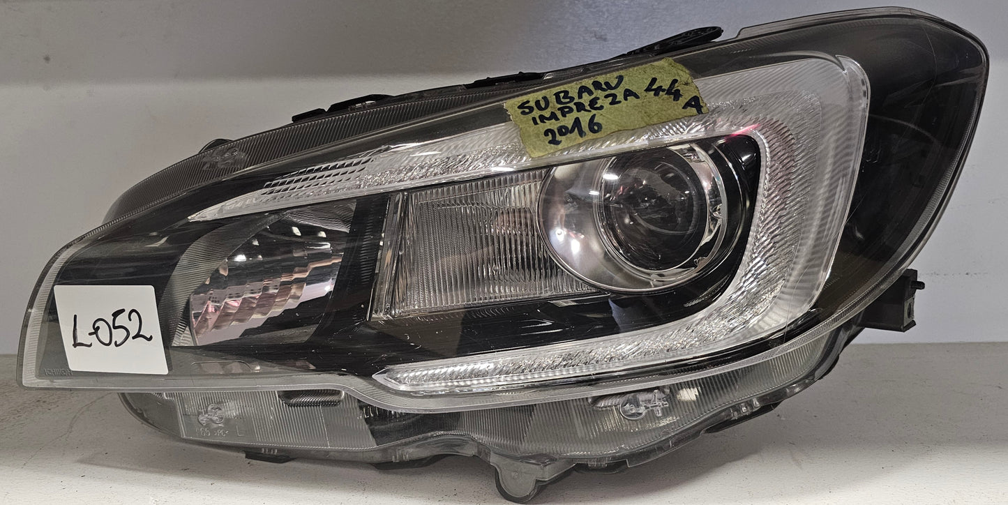 Žaromet sprednji levi-Subaru Impreza